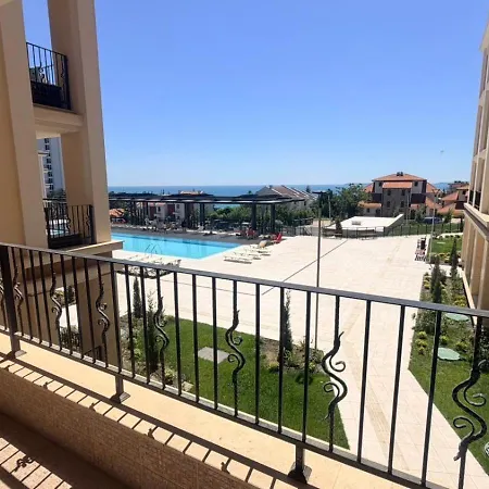 Apartment Green Fort Suites דירה סאני ביץ'