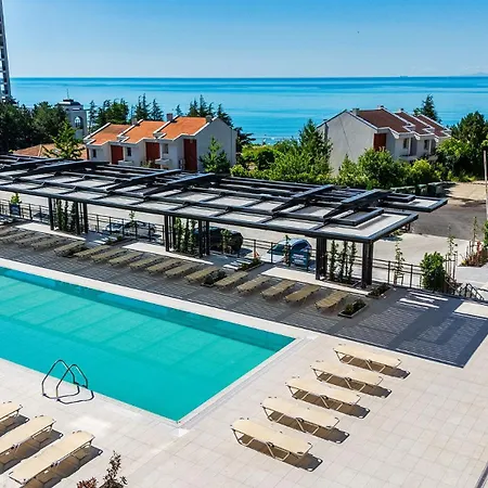Apartment Green Fort Suites דירה *
